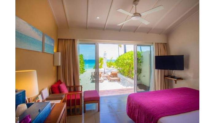 Centara Ras Fushi Resort & Spa Maldives poza 2