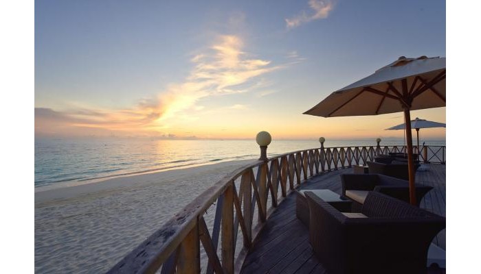 Angaga Island Resort & Spa poza 18