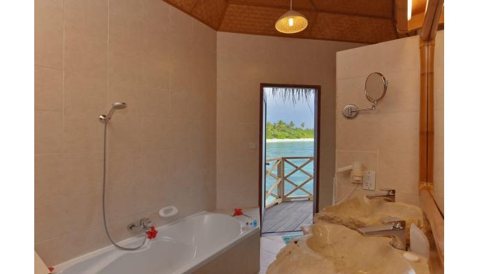 Angaga Island Resort & Spa poza 11