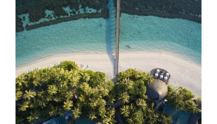 Angaga Island Resort & Spa poza 16