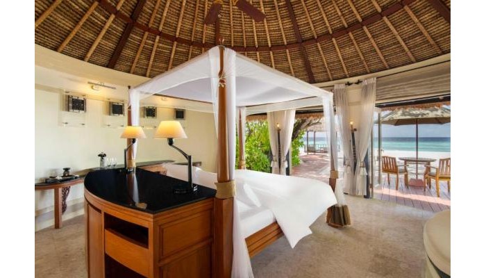 Hotel Banyan Tree Maldives Vabbinfaru poza 8