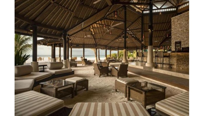 Hotel Banyan Tree Maldives Vabbinfaru poza 13