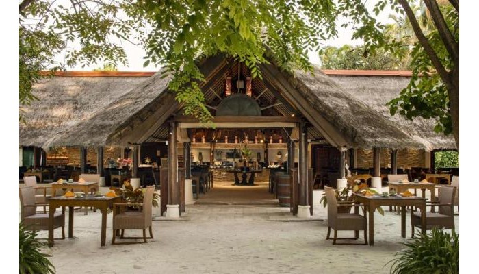 Hotel Banyan Tree Maldives Vabbinfaru poza 14