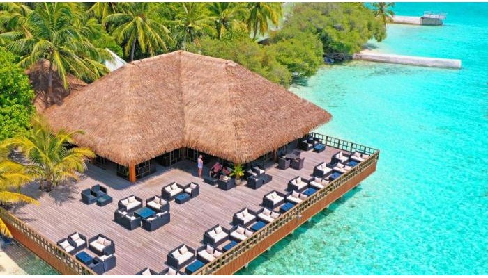 Eriyadu Island Resort & Spa poza 6