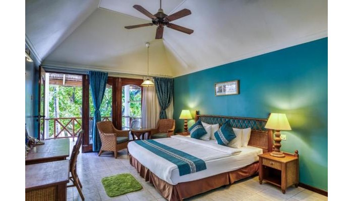 Fihalhohi Island Resort poza 16