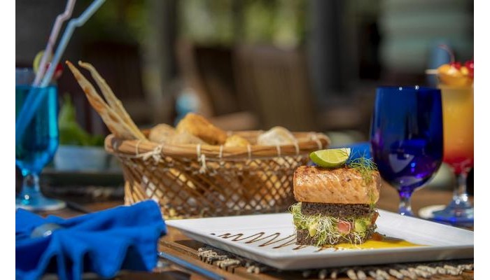 Filitheyo Island Resort poza 10