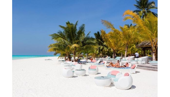 Meeru Maldives Resort Island poza 17