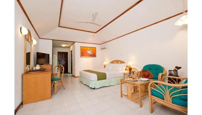 Villa Nautica Paradise Island Resort poza 7