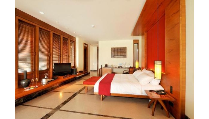 Villa Nautica Paradise Island Resort poza 8