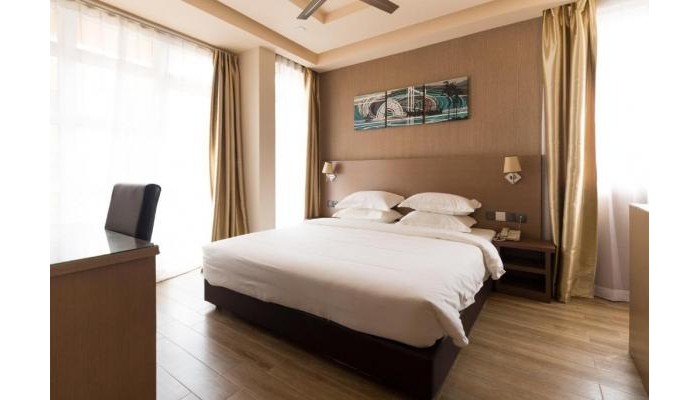 Hotel Three Inn poza 5