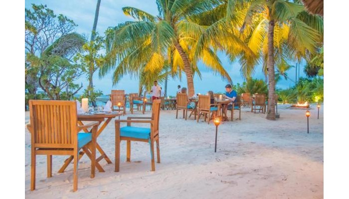 Reethi Faru Resort poza 8