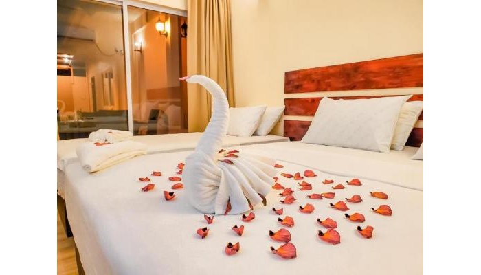 Hotel Shoreline Grand Thoddoo poza 6