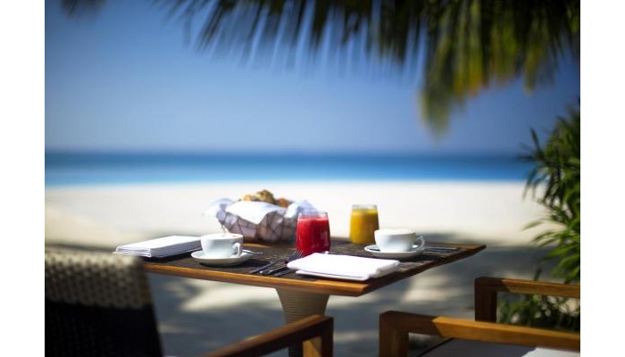 Hotel Velassaru Maldives poza 21